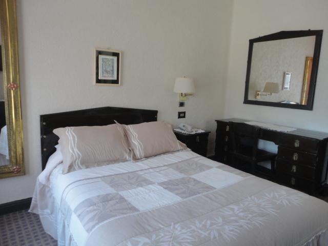 Hotel Royal Spa Zimapan ห้อง รูปภาพ
